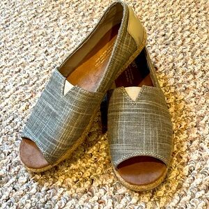 Tom's Open Toed Espadrilles